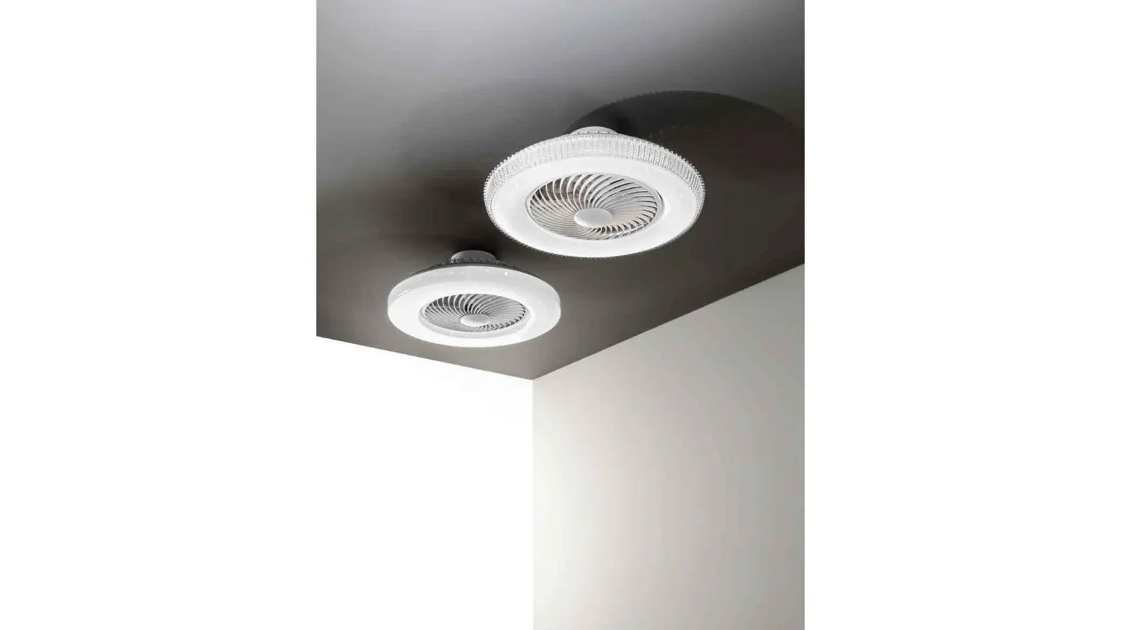 Lampade da parete con ventilatore Aliseo e Foehn di FAN Europe