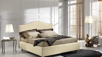 Letto con testiera sagomata in tessuto imbottito Bellini di MaxHome